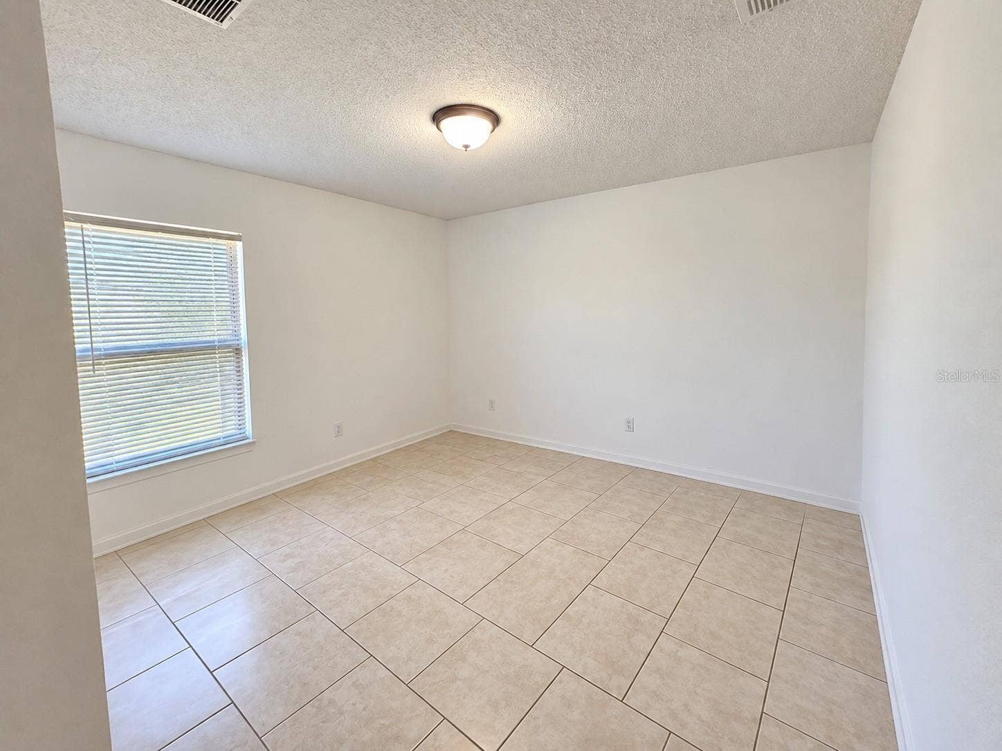 Kissimmee, FL 34758