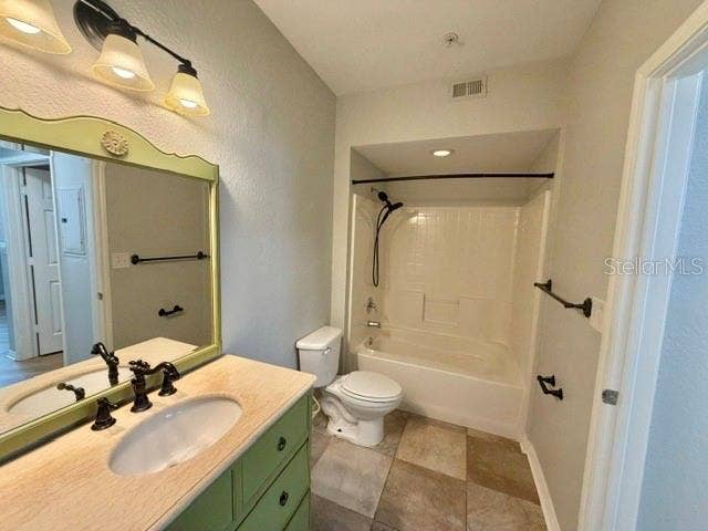 911 N ORANGE AVENUE, #152, Orlando, FL 32801 911 N ORANGE AVENUE, #152, Orlando, FL 32801