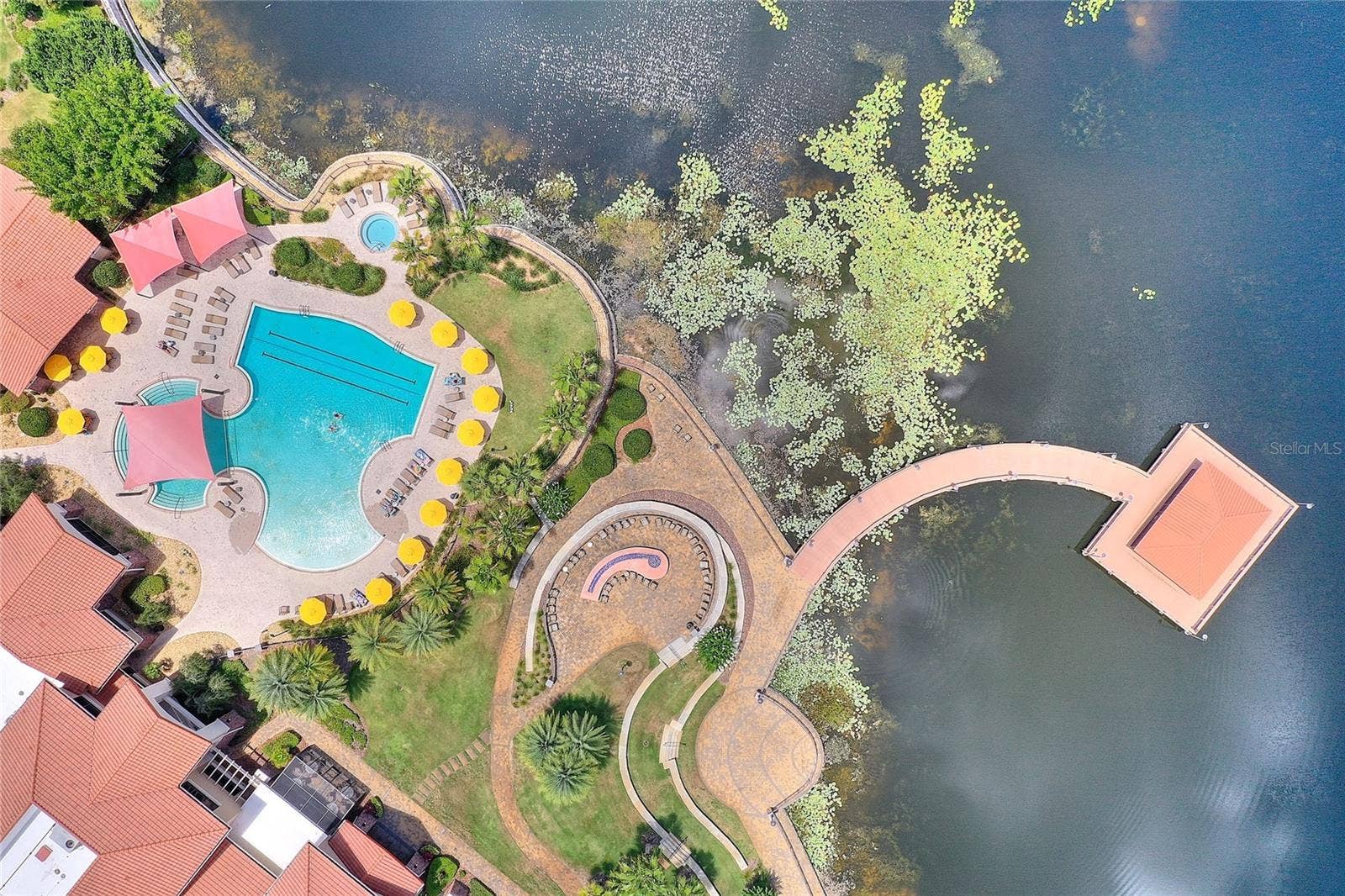 492 PONTEVEDRA RD, Davenport, FL 33896