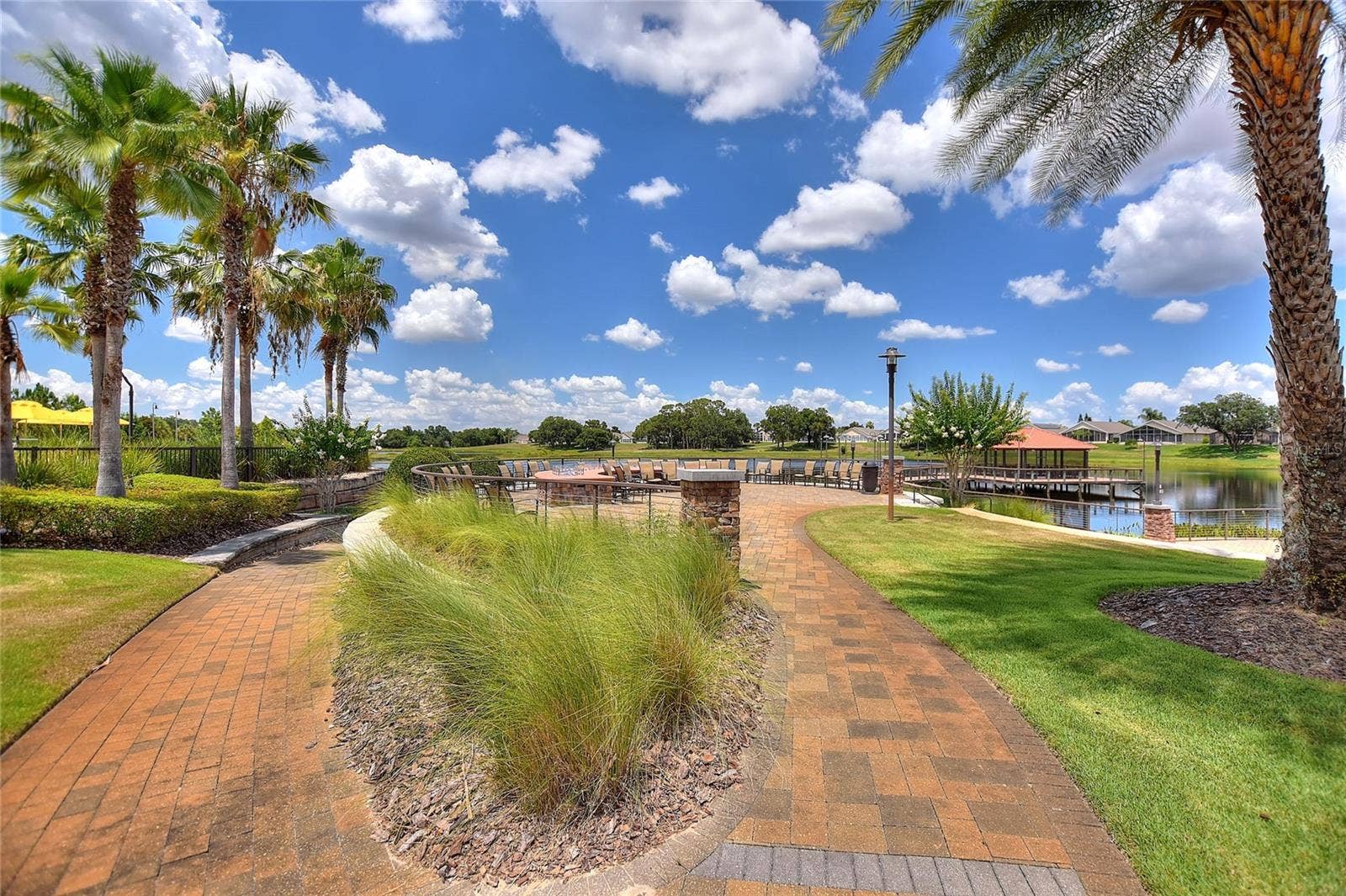 492 PONTEVEDRA RD, Davenport, FL 33896