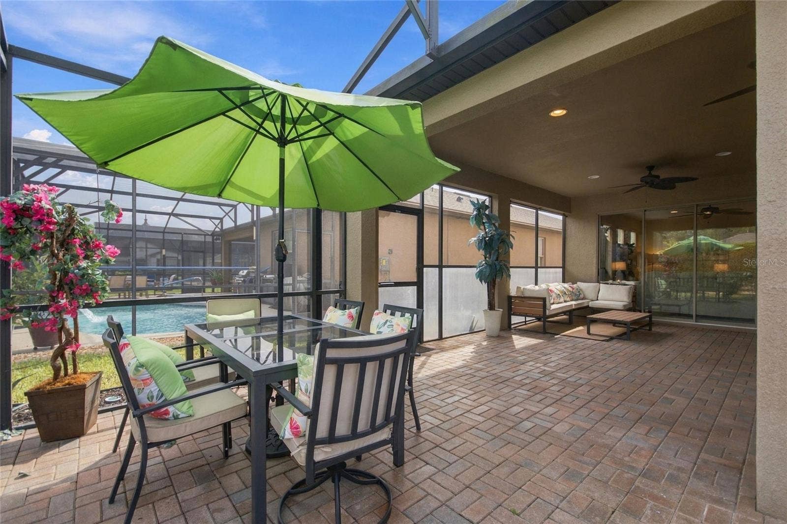 492 PONTEVEDRA RD, Davenport, FL 33896