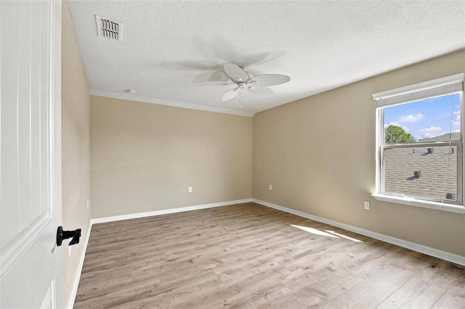 492 PONTEVEDRA RD, Davenport, FL 33896