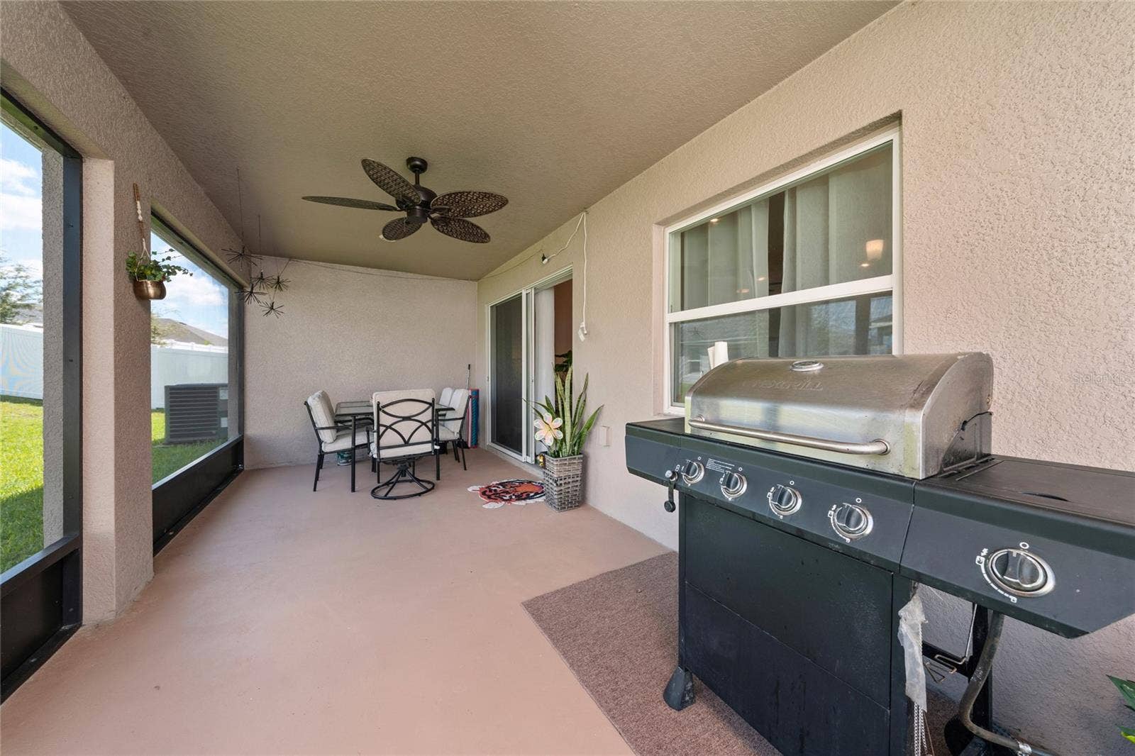 1563 EUCALYPTUS WAY, Davenport, FL 33837