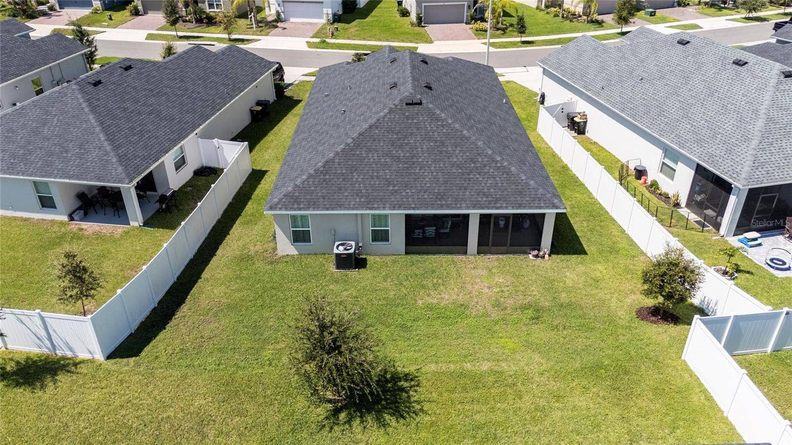 1563 EUCALYPTUS WAY, Davenport, FL 33837