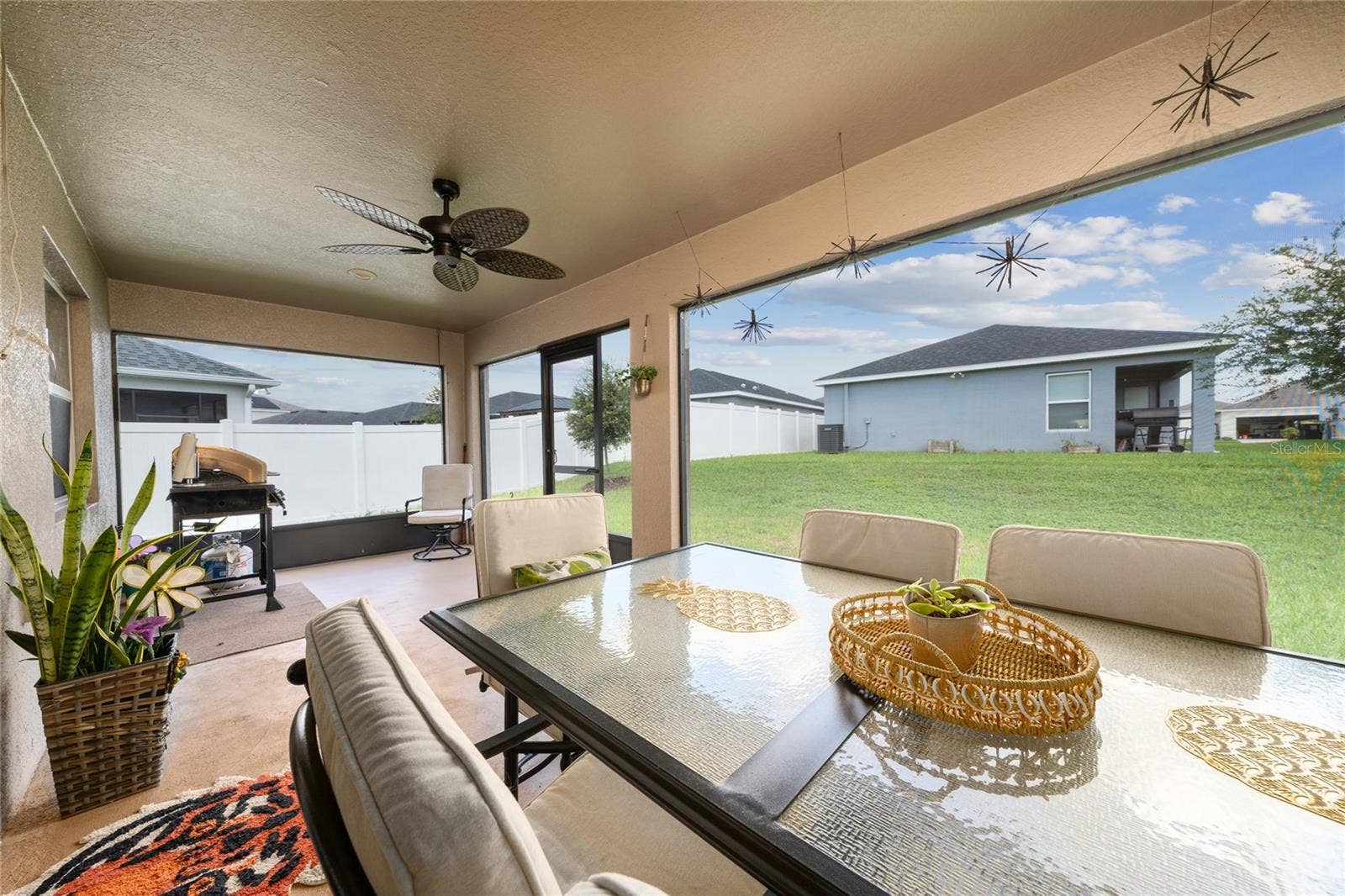 1563 EUCALYPTUS WAY, Davenport, FL 33837