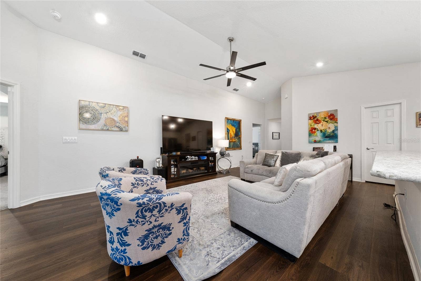 1563 EUCALYPTUS WAY, Davenport, FL 33837