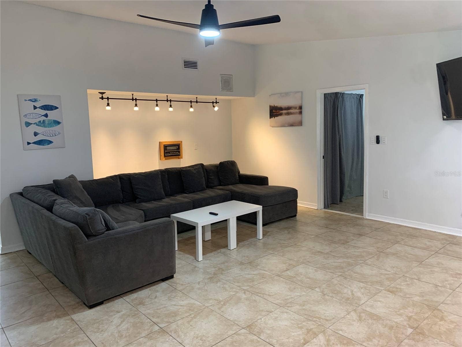6281 HALABRIN ROAD, Haines City, FL 33844 Family Room