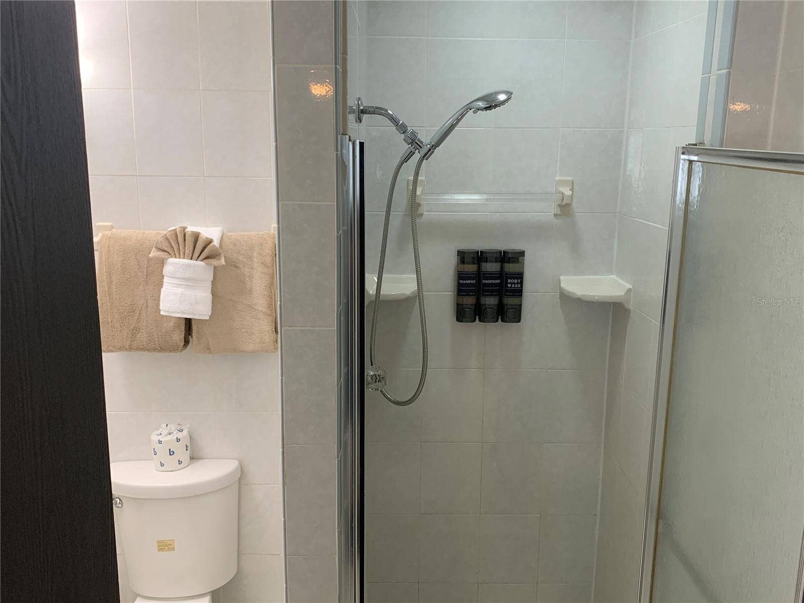 6281 HALABRIN ROAD, Haines City, FL 33844 Guest Bathroom 2