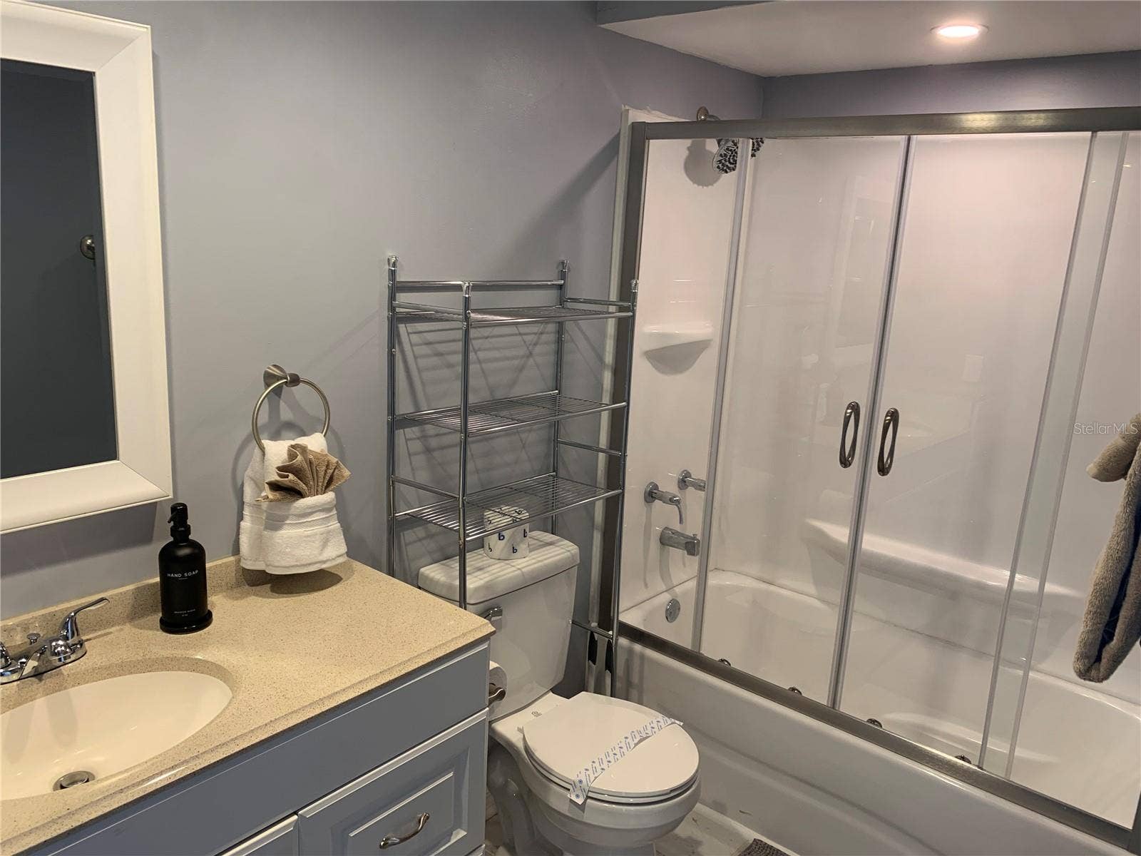 6281 HALABRIN ROAD, Haines City, FL 33844 Guest Bathroom 1