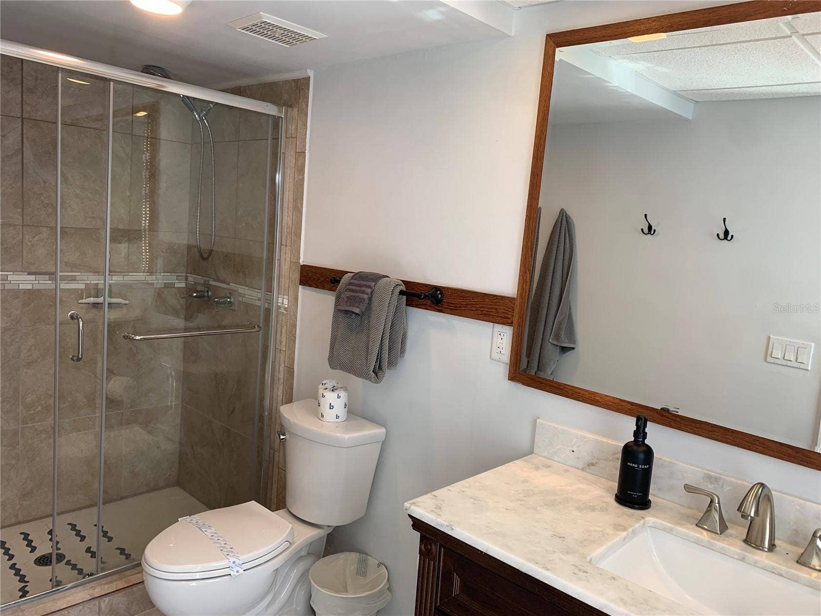 6281 HALABRIN ROAD, Haines City, FL 33844 Primary Bathroom