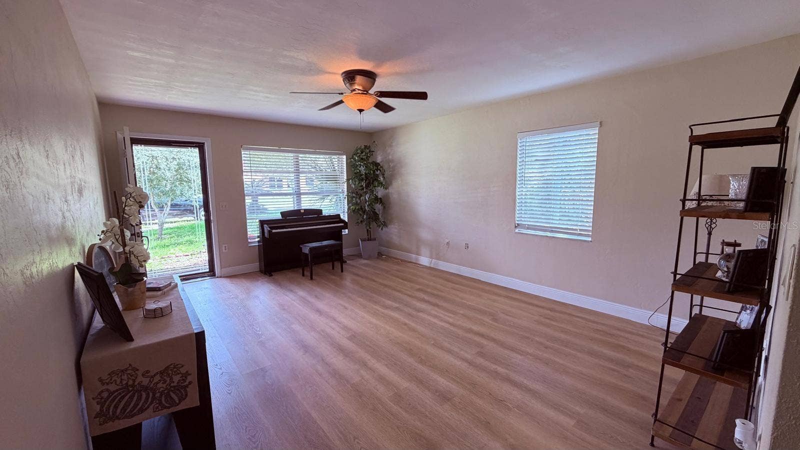 928 NEW BEDFORD DRIVE, Deland, FL 32724