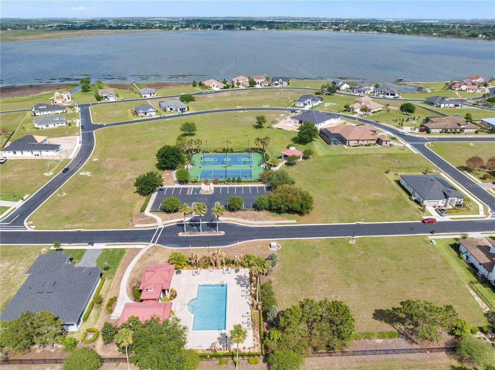 199 BLAZING STAR AVENUE, Lake Alfred, FL 33850