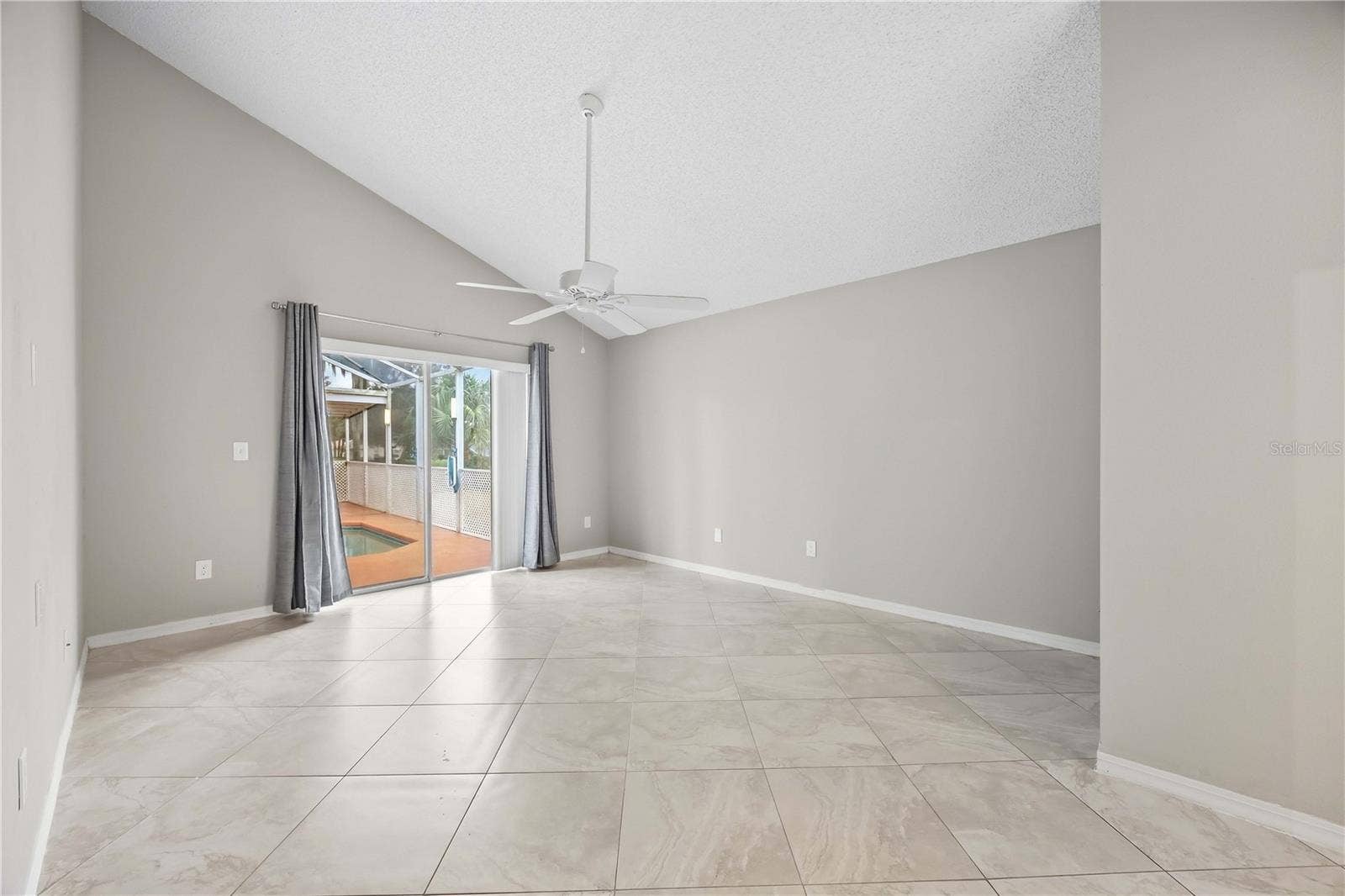 2211 MALLORY CIRCLE, Haines City, FL 33844 2211 MALLORY CIRCLE, Haines City, FL 33844