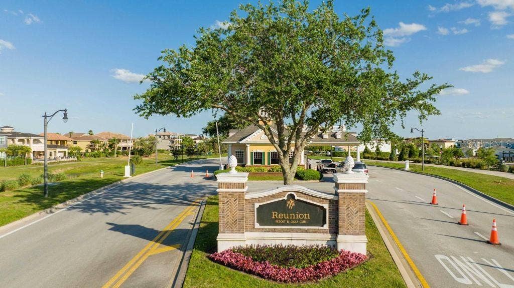 7904 SPECTRUM DRIVE, Kissimmee, FL 34747 7904 SPECTRUM DRIVE, Kissimmee, FL 34747