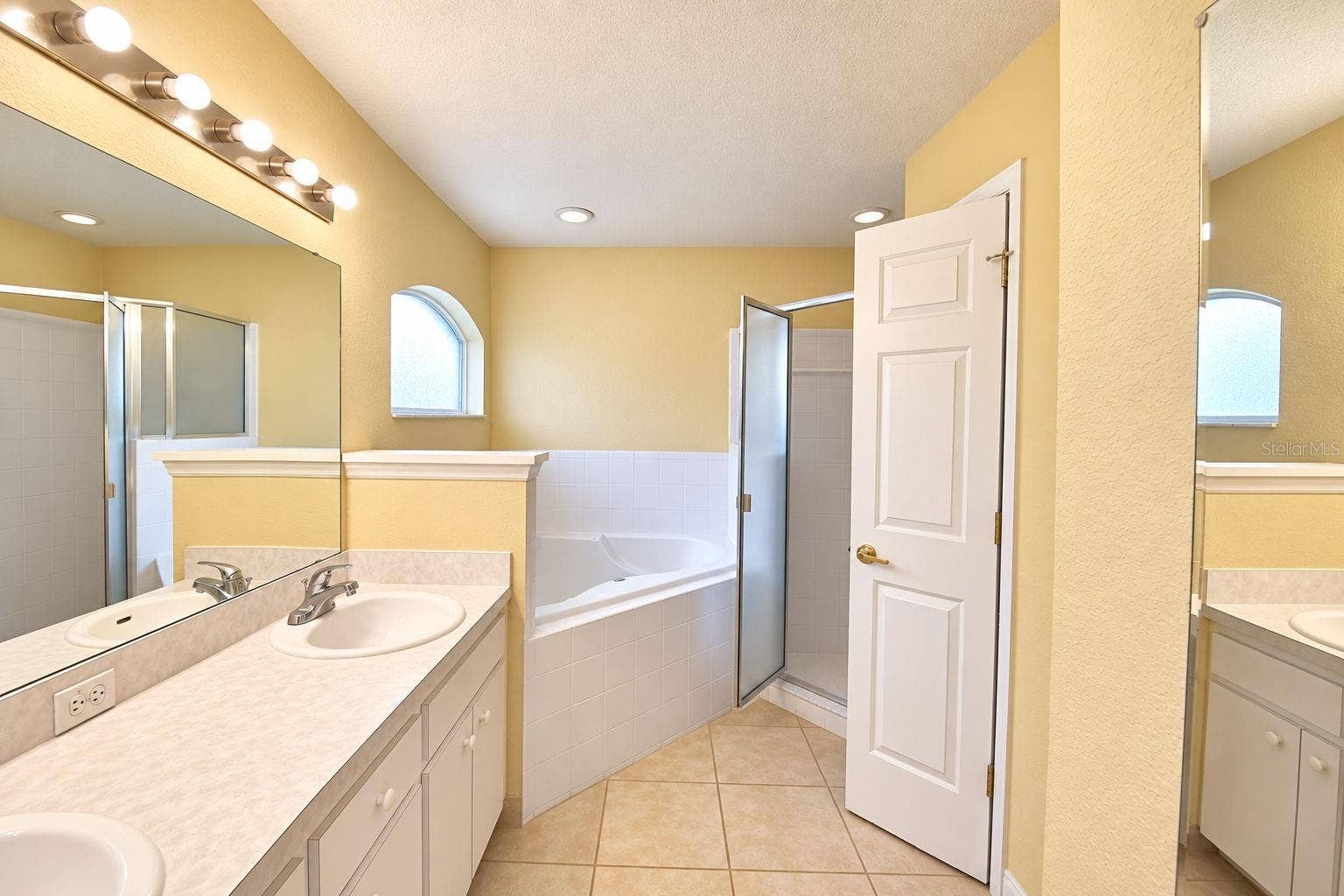 3630 WELSCH WAY, Lakeland, FL 33813 3630 WELSCH WAY, Lakeland, FL 33813
