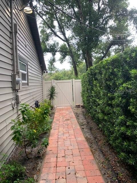1869 E LAKE DRIVE, Casselberry, FL 32707 N lateral of the house