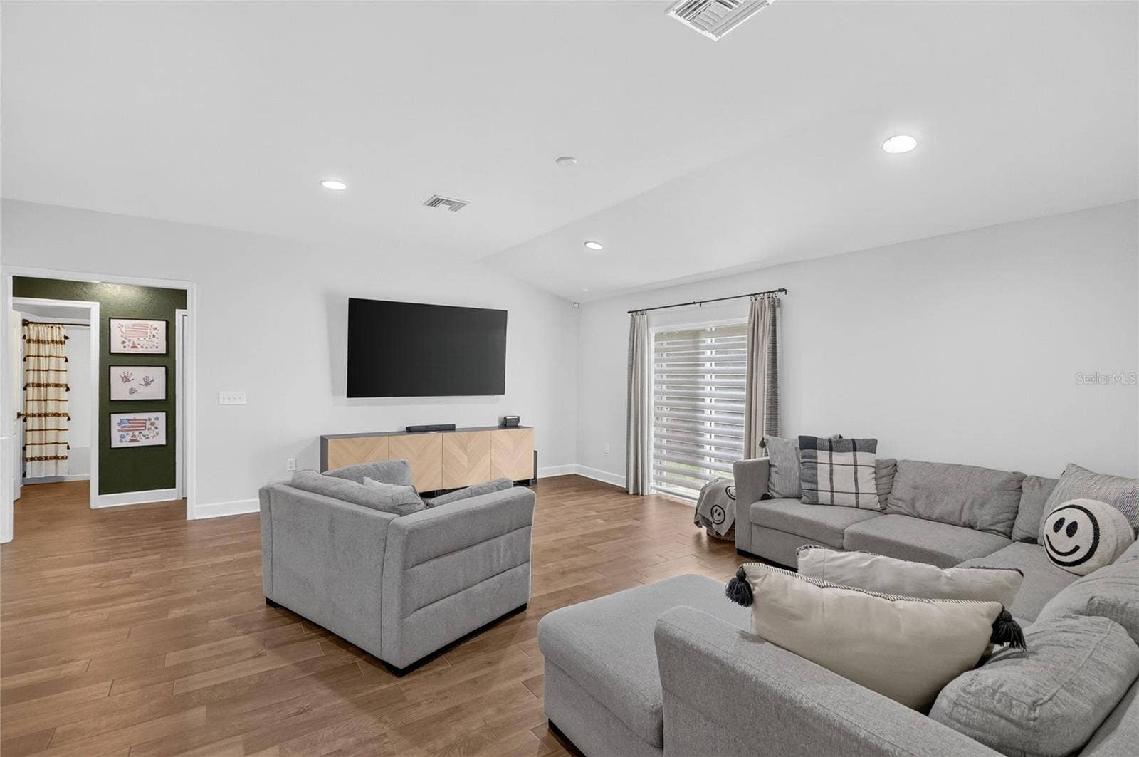 Plenty of room to entertain.