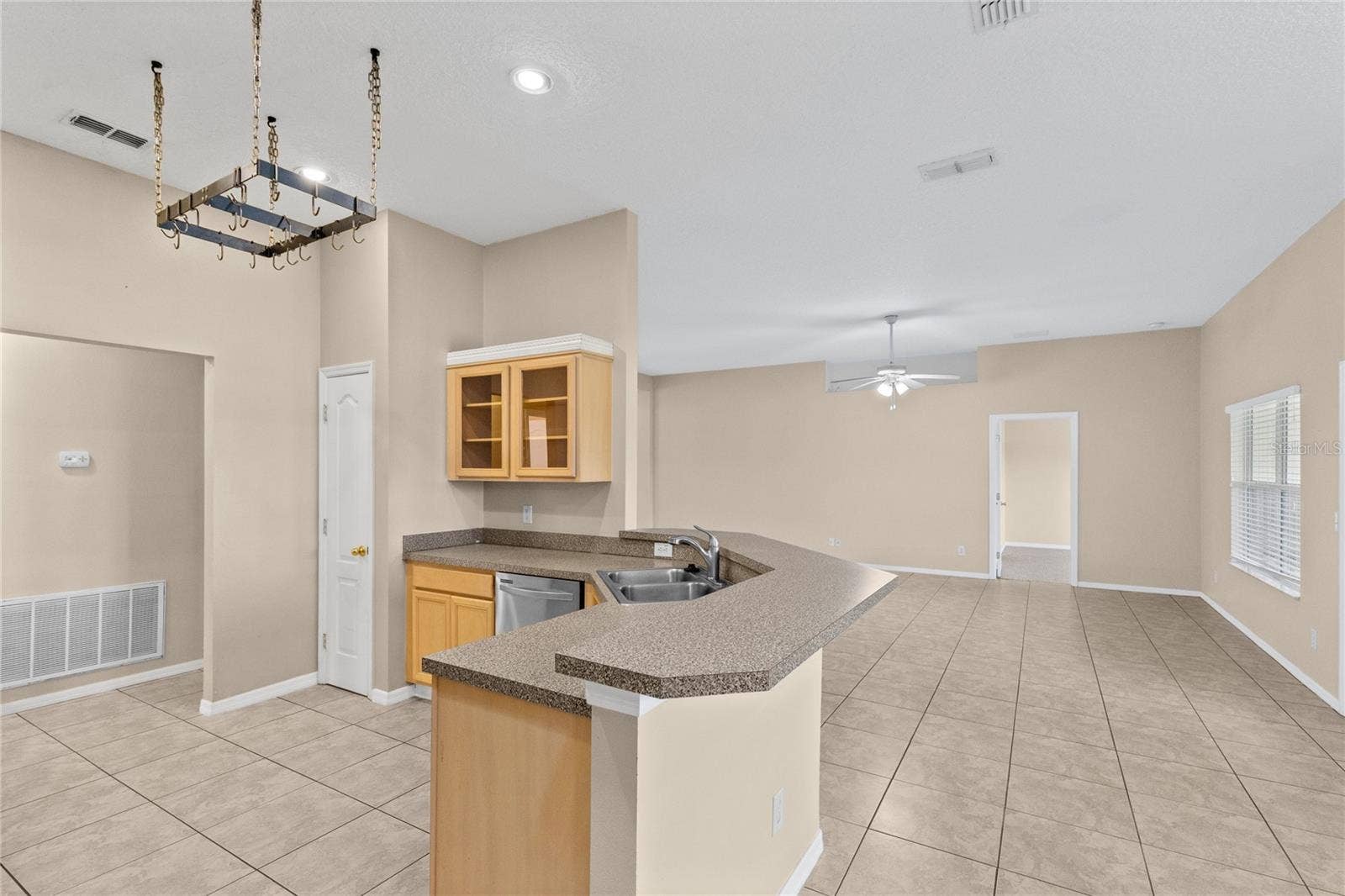 3235 LORIMAR LN, St Cloud, FL 34772 3235 LORIMAR LN, St Cloud, FL 34772