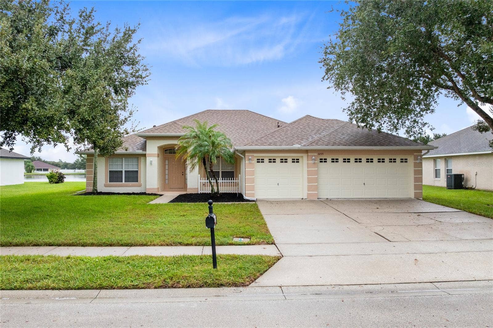 3235 LORIMAR LN, St Cloud, FL 34772 3235 LORIMAR LN, St Cloud, FL 34772