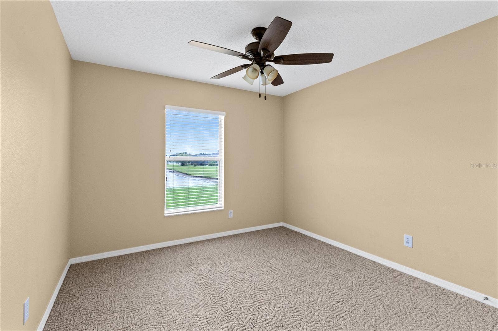 3235 LORIMAR LN, St Cloud, FL 34772 3235 LORIMAR LN, St Cloud, FL 34772