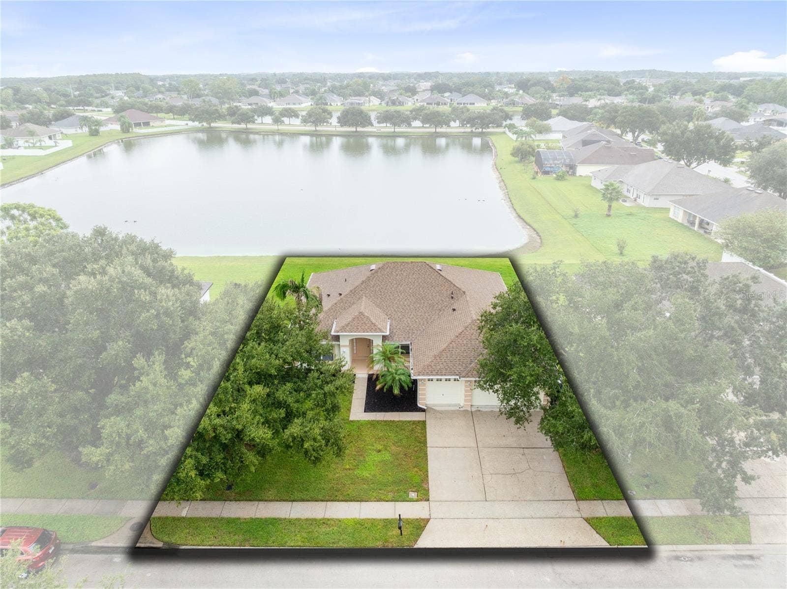 3235 LORIMAR LN, St Cloud, FL 34772 3235 LORIMAR LN, St Cloud, FL 34772