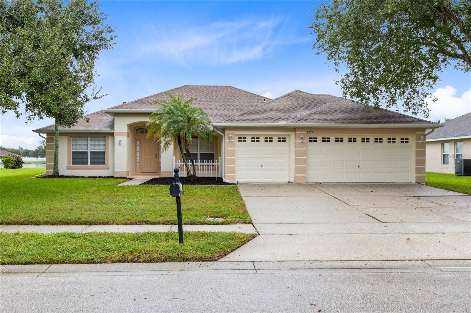 3235 LORIMAR LN, St Cloud, FL 34772 3235 LORIMAR LN, St Cloud, FL 34772