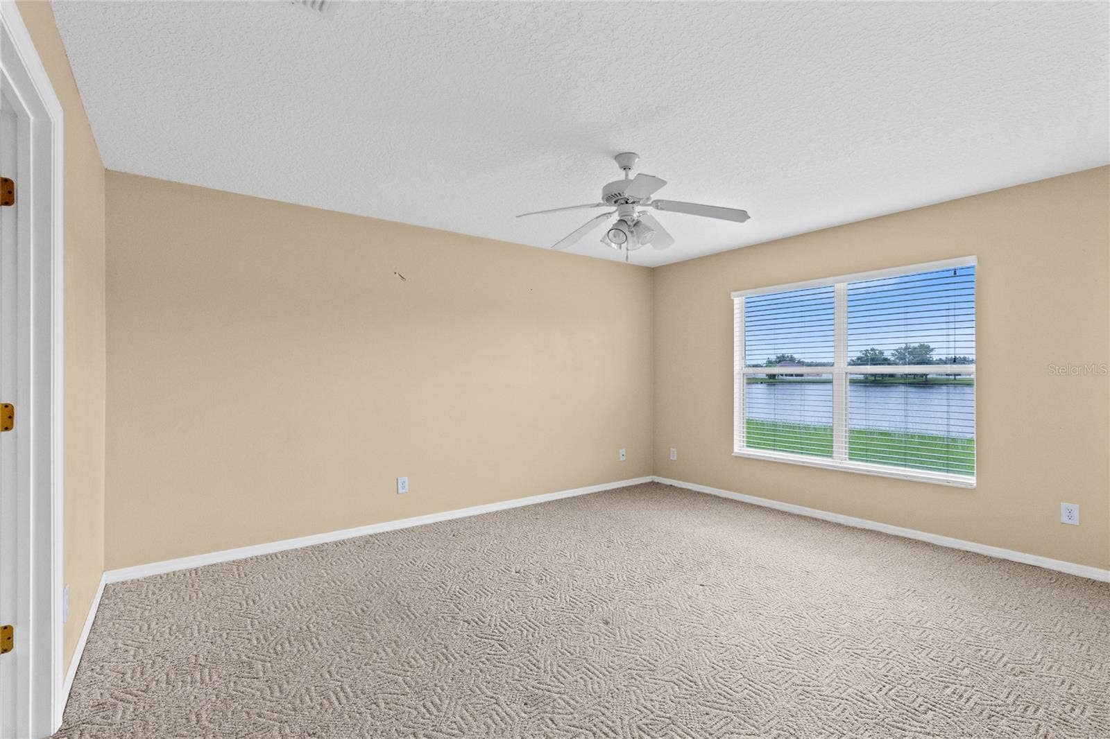 3235 LORIMAR LN, St Cloud, FL 34772 3235 LORIMAR LN, St Cloud, FL 34772