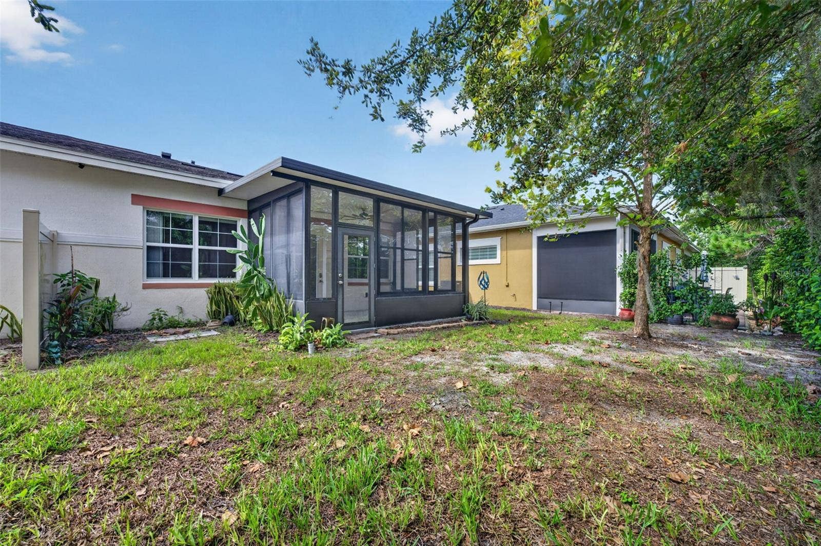 2521 YELLOW BRICK ROAD, St Cloud, FL 34772