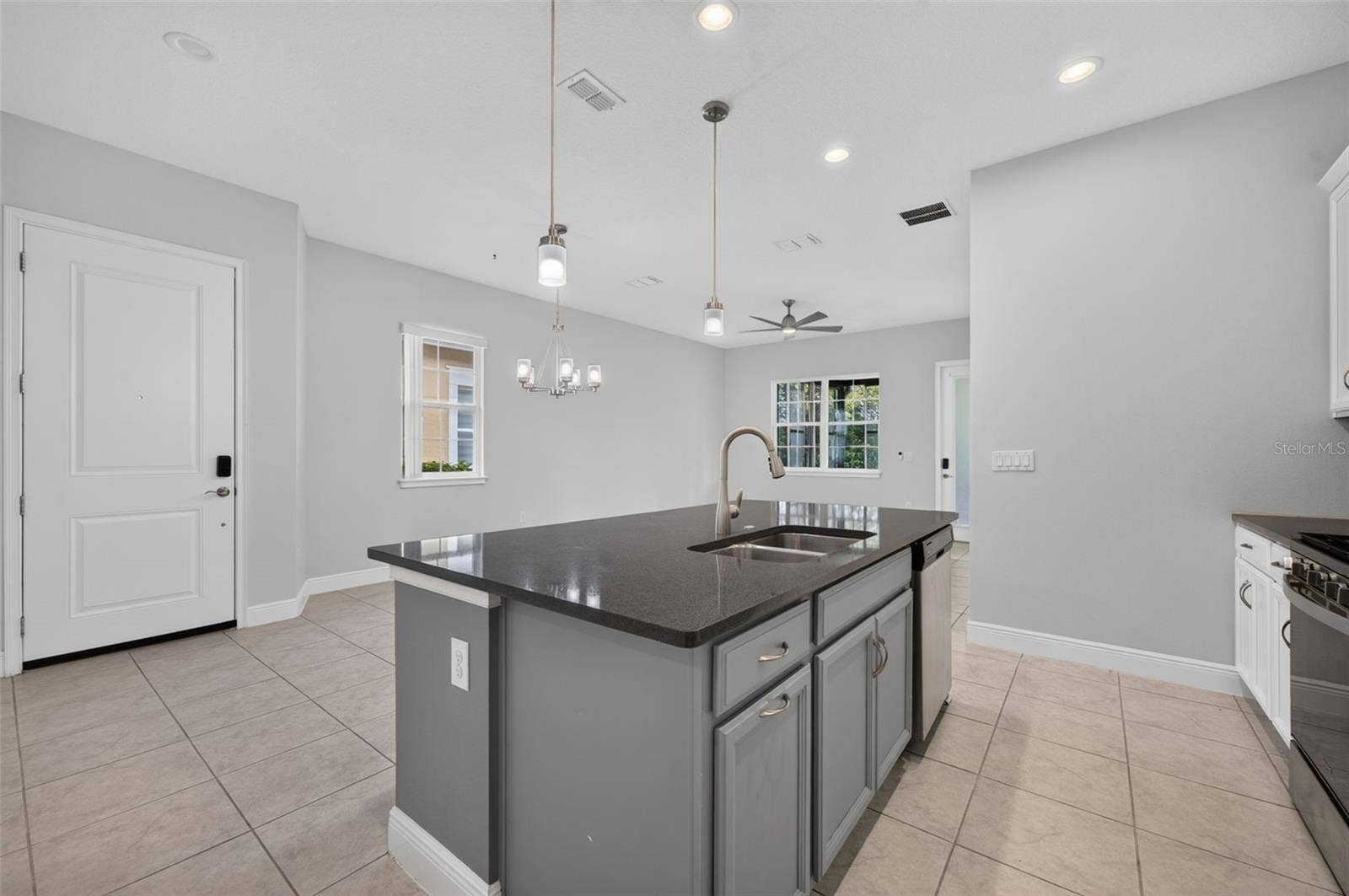 2521 YELLOW BRICK ROAD, St Cloud, FL 34772