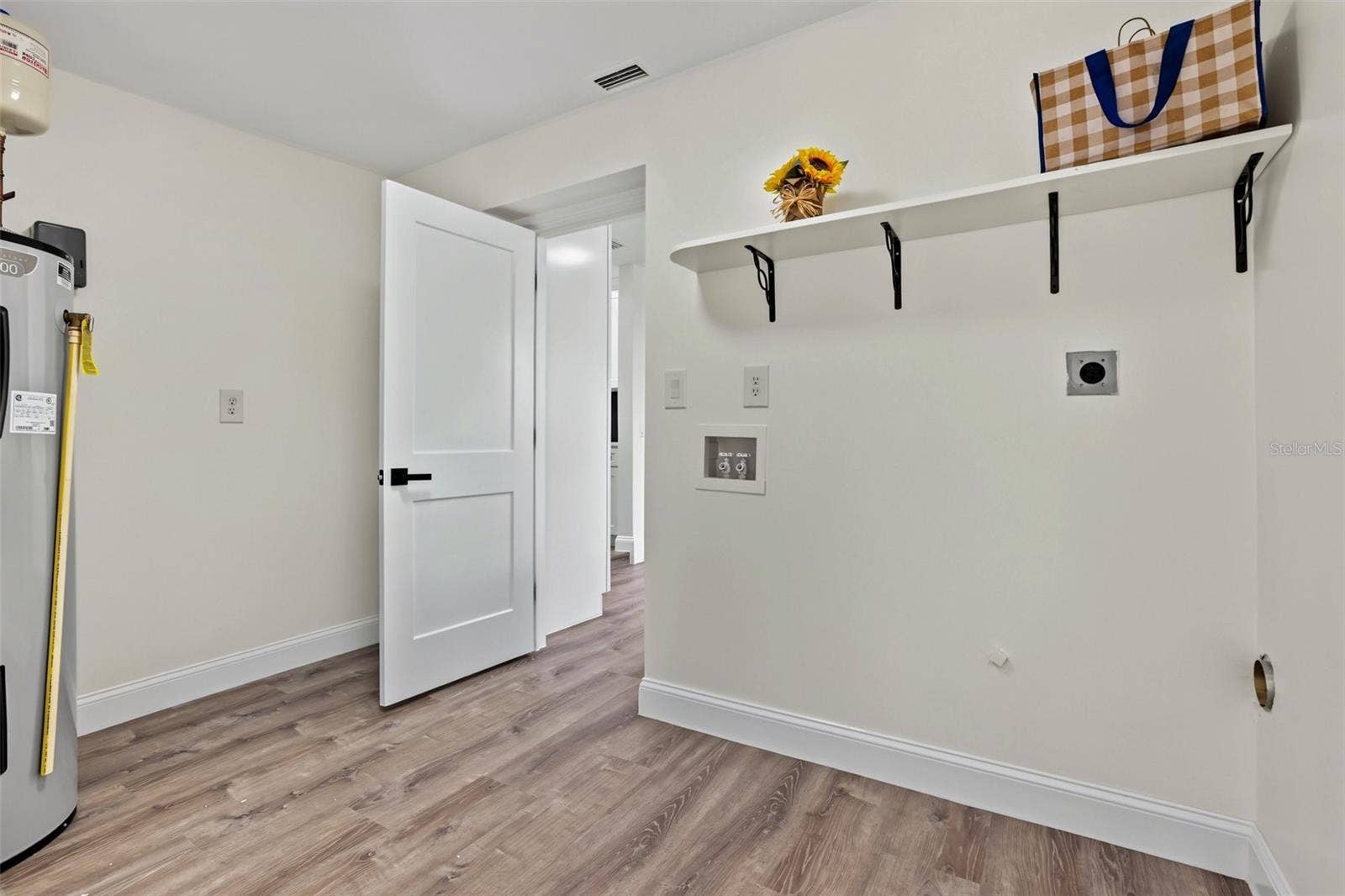 2070 SEMINOLE BOULEVARD, Melbourne, FL 32904