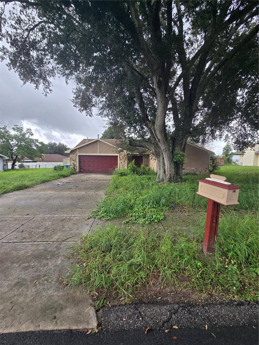 1406 MEADOW DRIVE NE, Winter Haven, FL 33881 1406 MEADOW DRIVE NE, Winter Haven, FL 33881