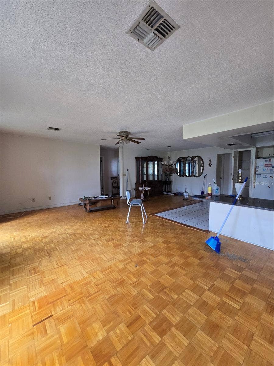1406 MEADOW DRIVE NE, Winter Haven, FL 33881 1406 MEADOW DRIVE NE, Winter Haven, FL 33881