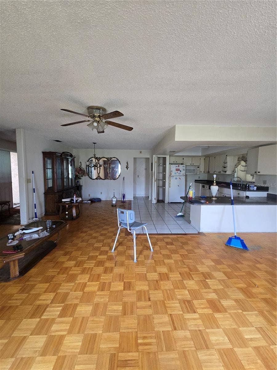 1406 MEADOW DRIVE NE, Winter Haven, FL 33881 1406 MEADOW DRIVE NE, Winter Haven, FL 33881