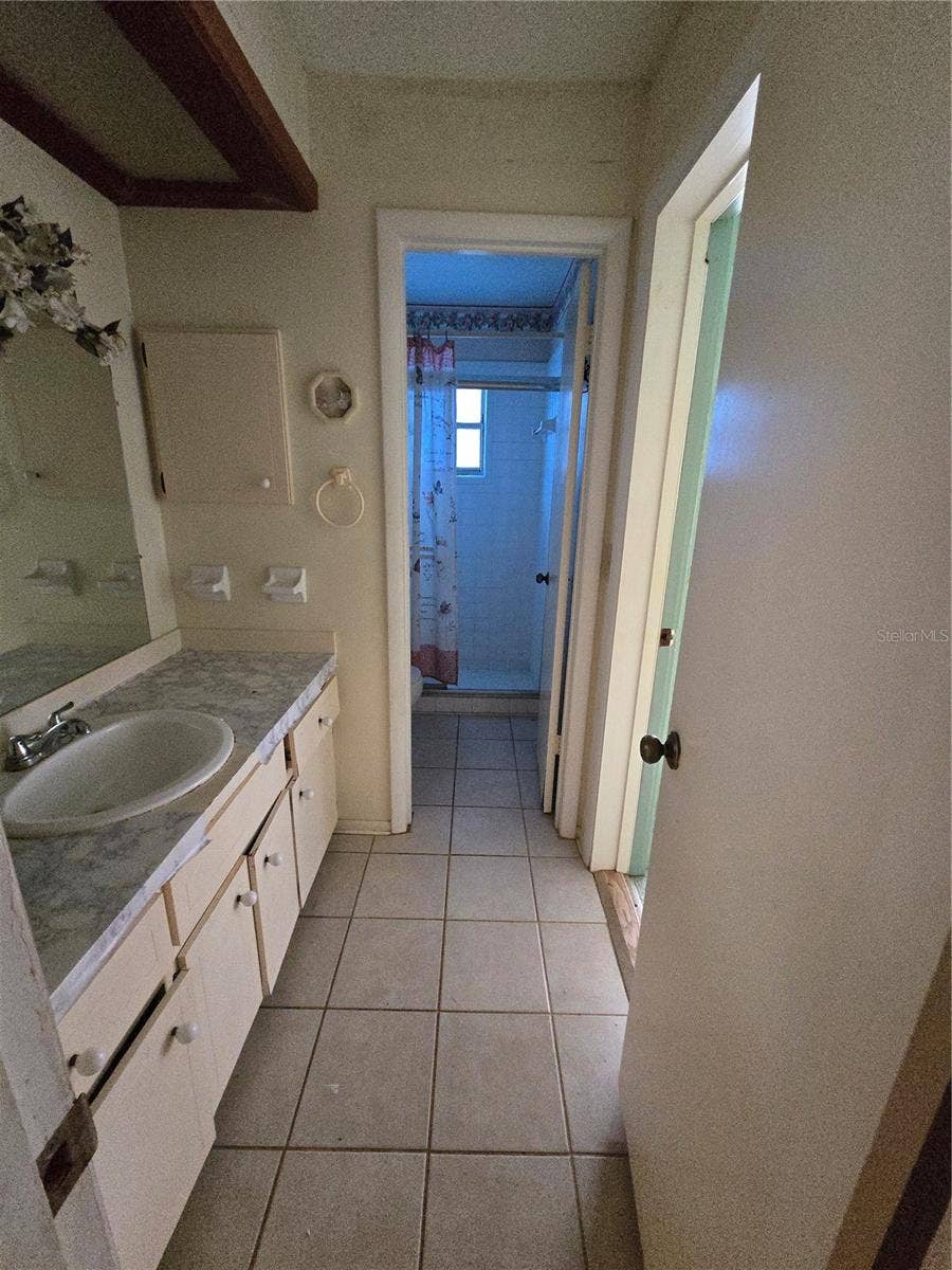 1406 MEADOW DRIVE NE, Winter Haven, FL 33881 1406 MEADOW DRIVE NE, Winter Haven, FL 33881