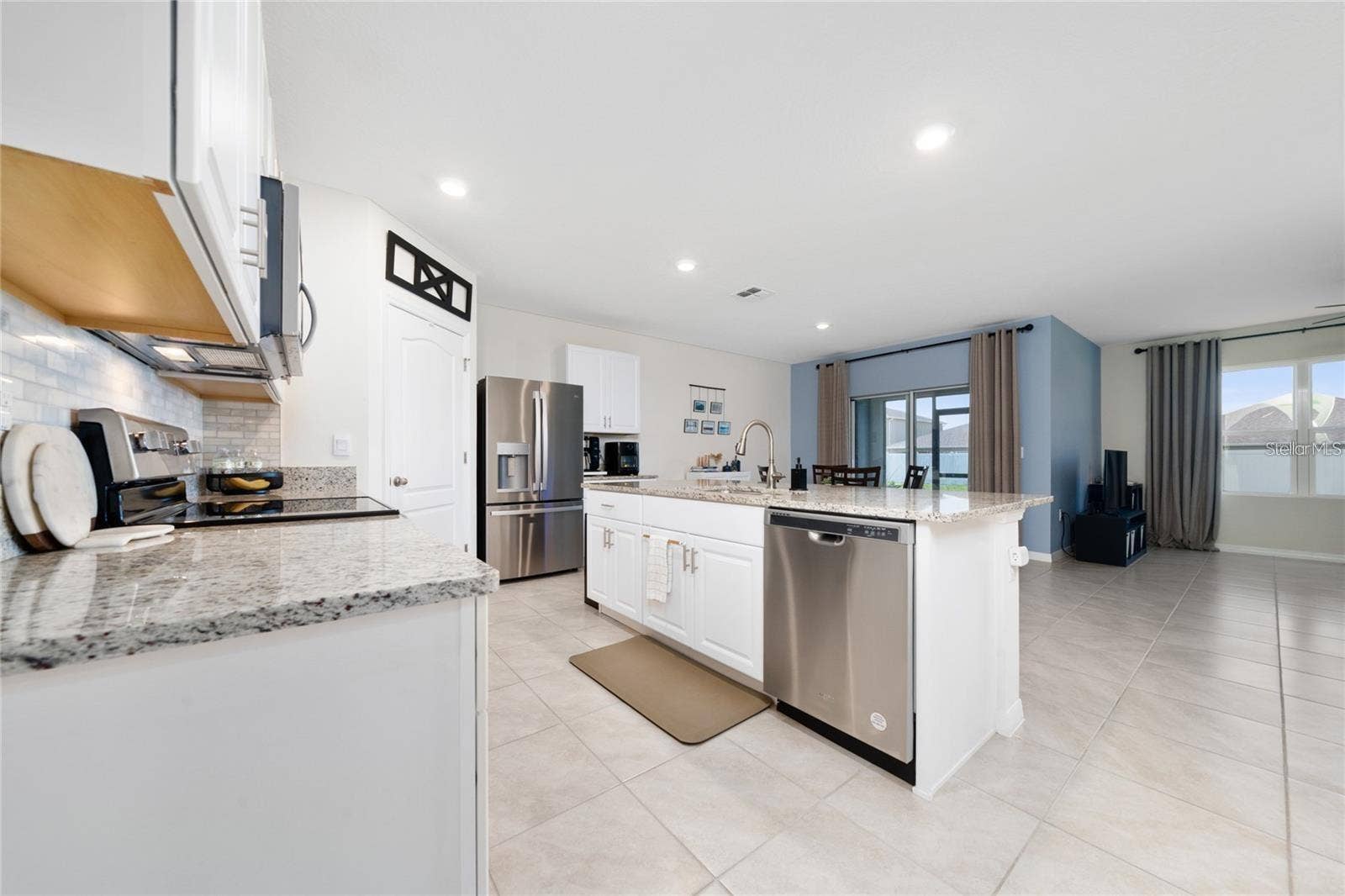1687 PARK SIDE AVENUE, Kissimmee, FL 34744 1687 PARK SIDE AVENUE, Kissimmee, FL 34744