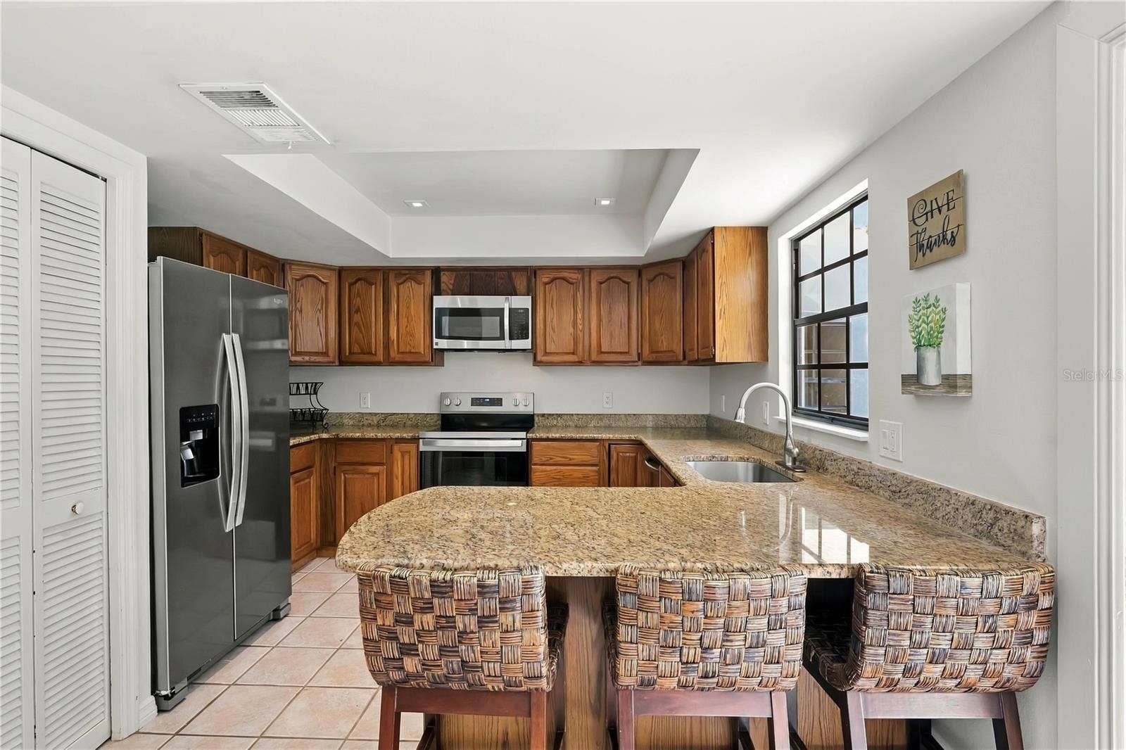 1520 SHADY OAK DRIVE, Kissimmee, FL 34744 1520 SHADY OAK DRIVE, Kissimmee, FL 34744
