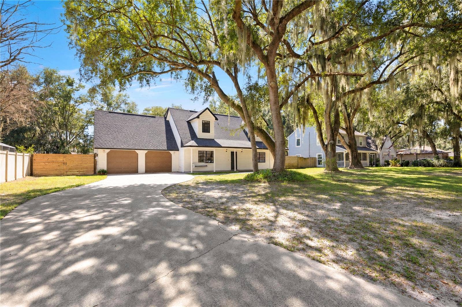 1520 SHADY OAK DRIVE, Kissimmee, FL 34744 1520 SHADY OAK DRIVE, Kissimmee, FL 34744