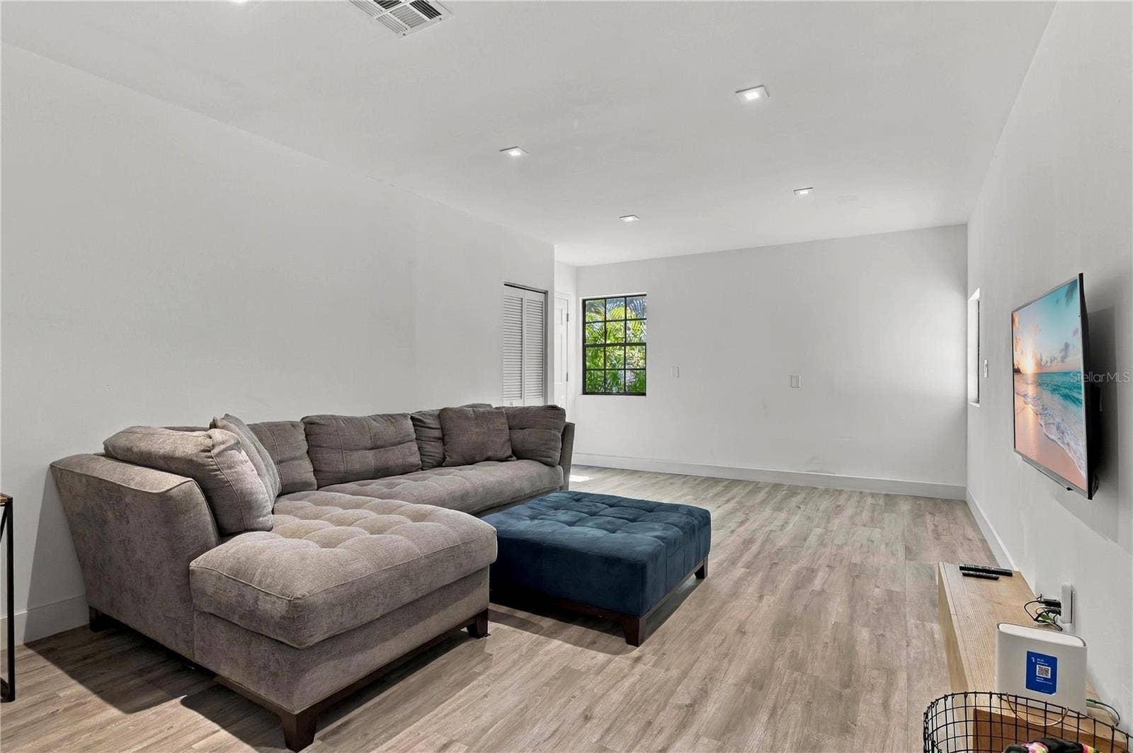 1520 SHADY OAK DRIVE, Kissimmee, FL 34744 1520 SHADY OAK DRIVE, Kissimmee, FL 34744