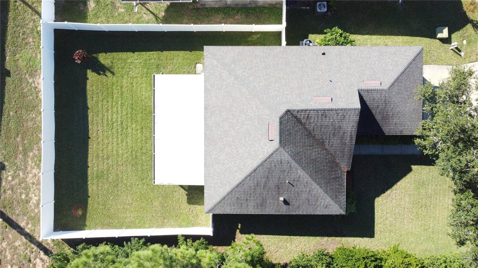 100 HALSTEAD DR, Davenport, FL 33897 100 HALSTEAD DR, Davenport, FL 33897