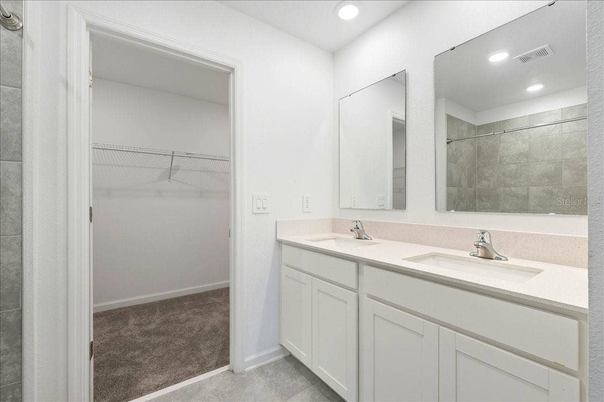 1140 TYLER LOOP, Winter Haven, FL 33884 1140 TYLER LOOP, Winter Haven, FL 33884