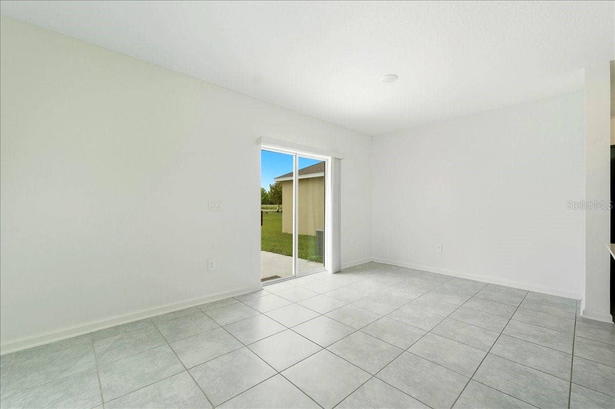 1140 TYLER LOOP, Winter Haven, FL 33884 1140 TYLER LOOP, Winter Haven, FL 33884