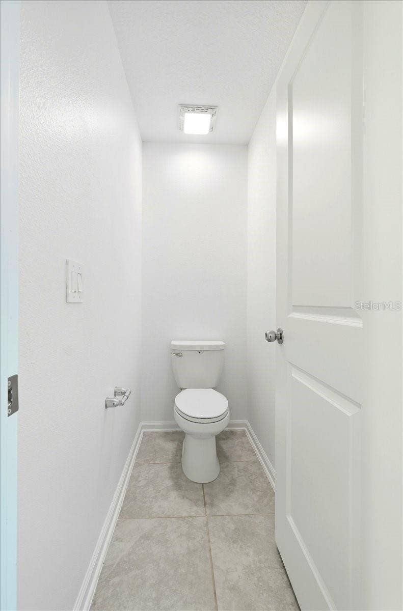 1140 TYLER LOOP, Winter Haven, FL 33884 1140 TYLER LOOP, Winter Haven, FL 33884