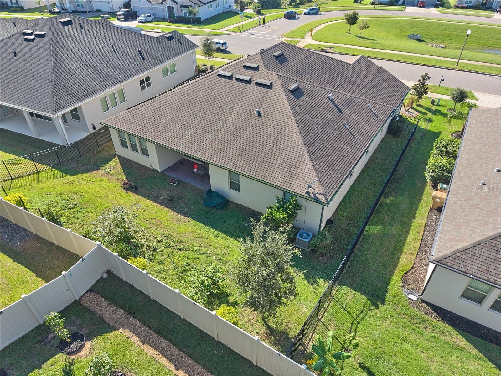 17329 HICKORY WIND DRIVE, Clermont, FL 34711