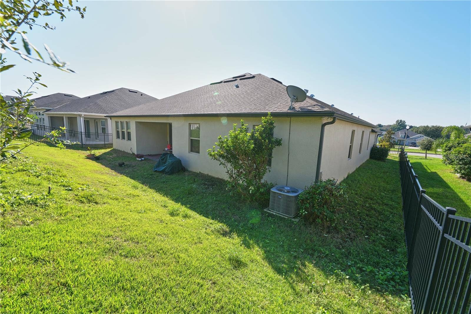 17329 HICKORY WIND DRIVE, Clermont, FL 34711