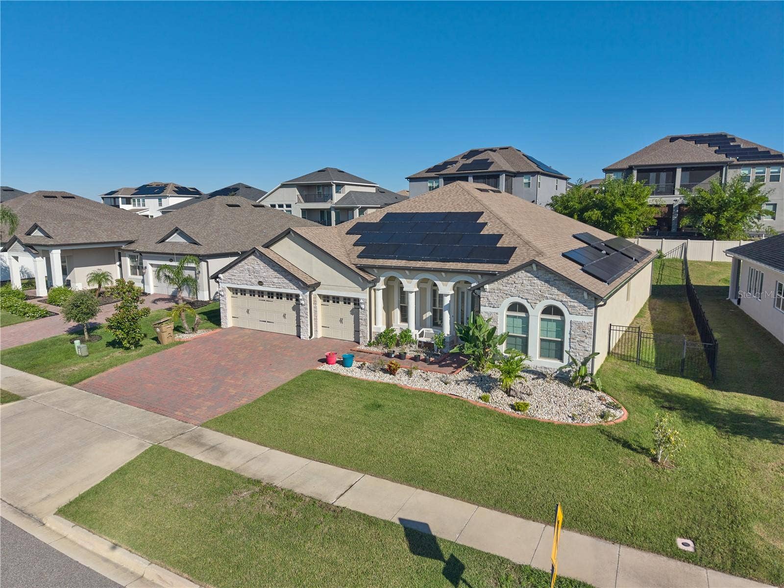17329 HICKORY WIND DRIVE, Clermont, FL 34711