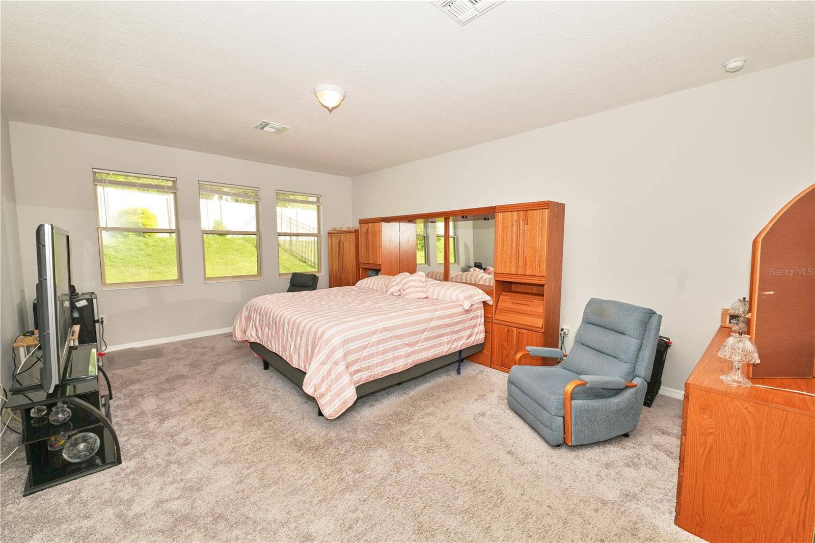 17329 HICKORY WIND DRIVE, Clermont, FL 34711
