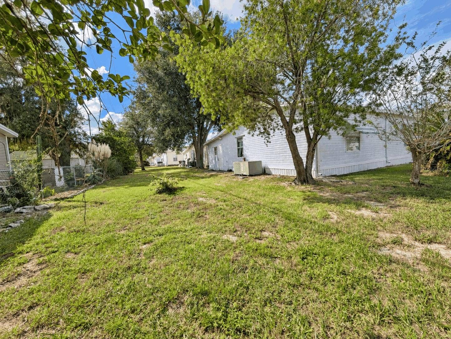 6066 SE SOUTHERN OAKS DRIVE, Winter Haven, FL 33884 Backyard