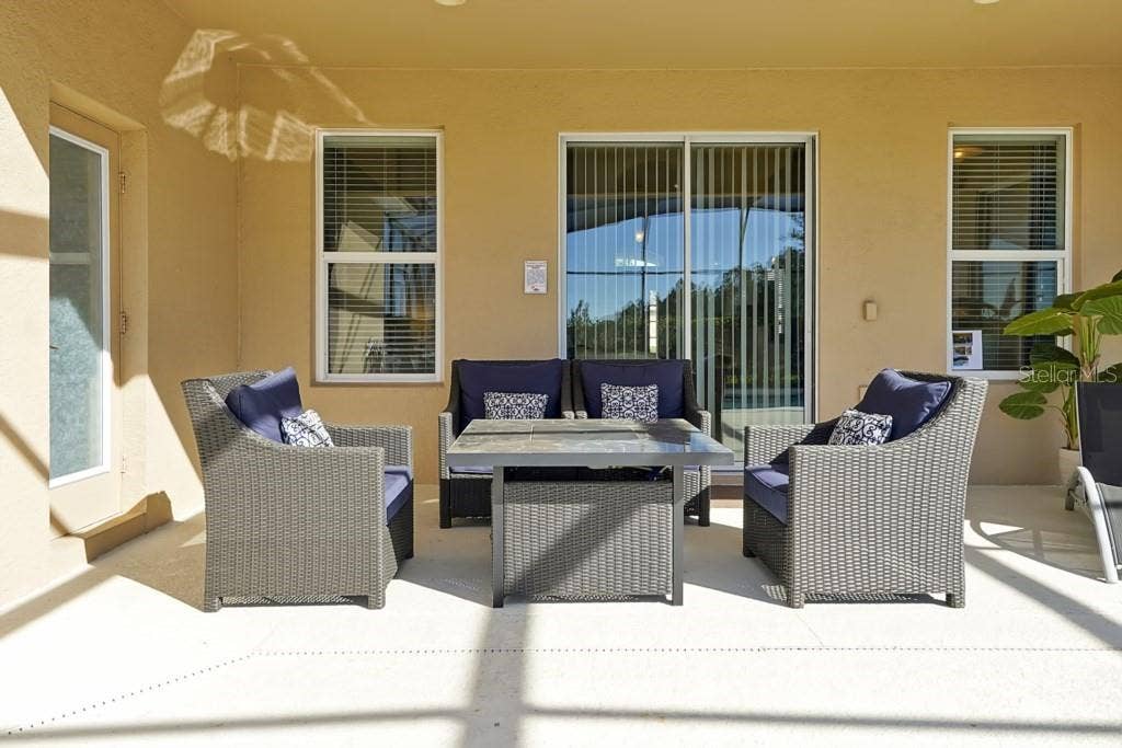 4095 OAKTREE DRIVE, Davenport, FL 33837 4095 OAKTREE DRIVE, Davenport, FL 33837