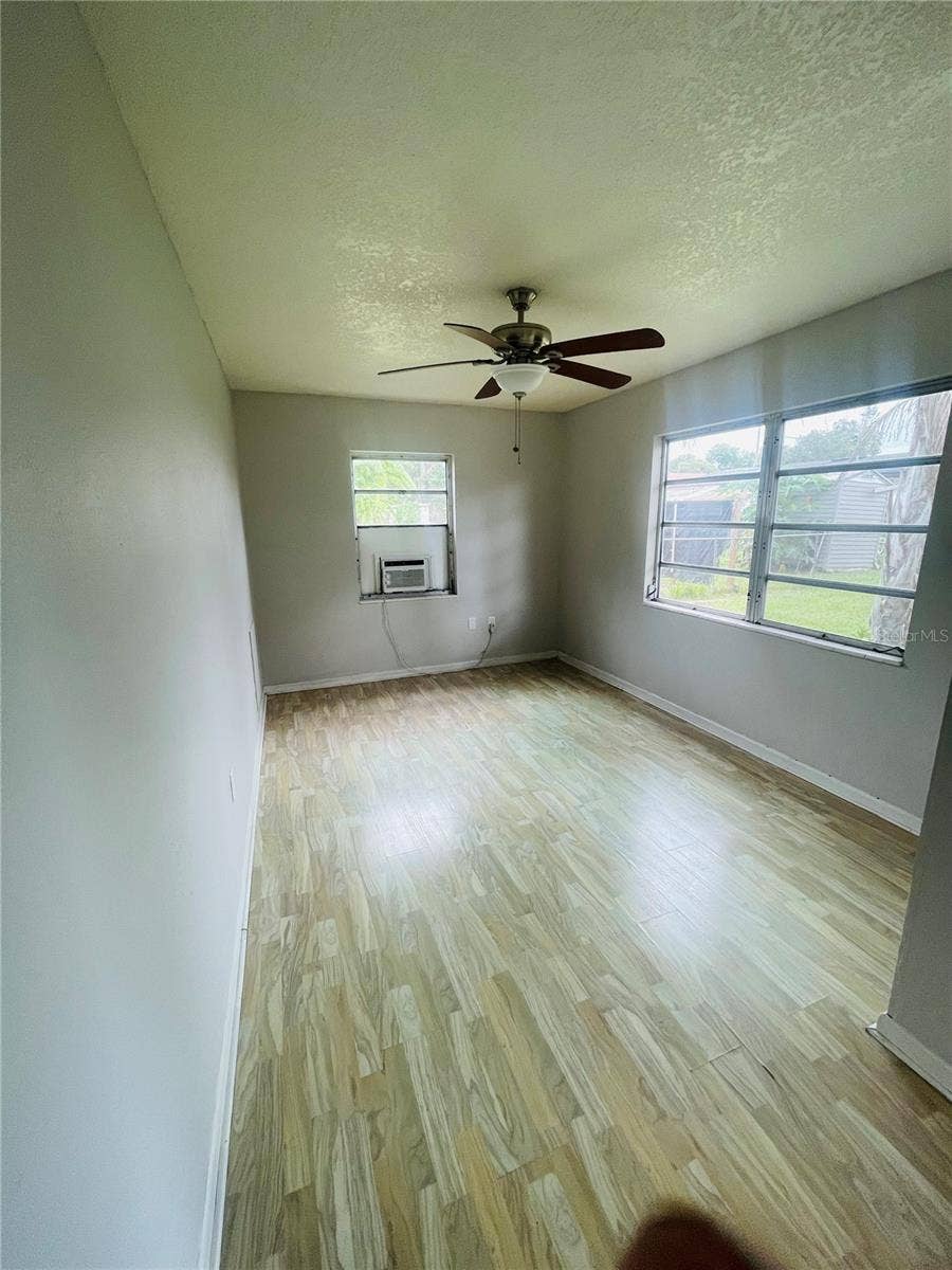 610 MASSACHUSETTS AVENUE, St Cloud, FL 34769 610 MASSACHUSETTS AVENUE, St Cloud, FL 34769
