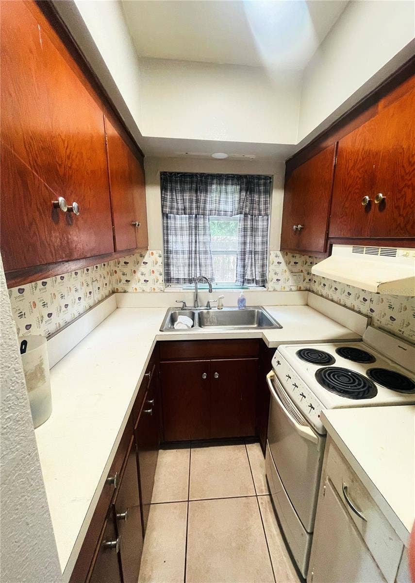 610 MASSACHUSETTS AVENUE, St Cloud, FL 34769 610 MASSACHUSETTS AVENUE, St Cloud, FL 34769